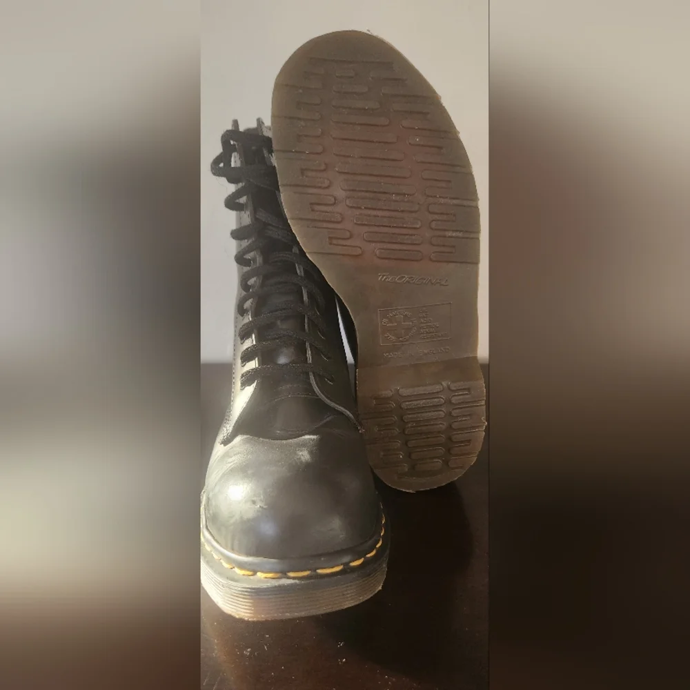 DOC MARTINS - Picture 5 of 5